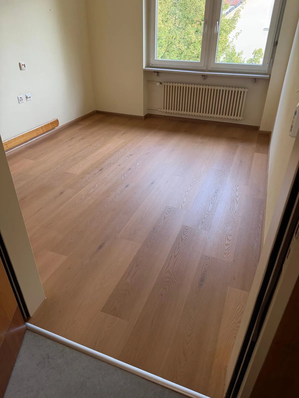 Vinyl Eiche – Zimmer